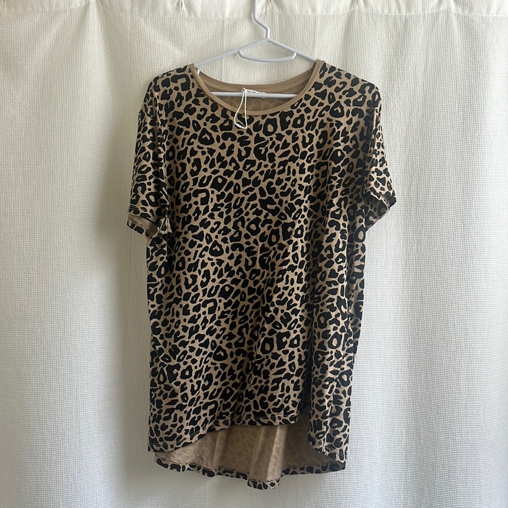 Cheetah print t shirt 100% cotton